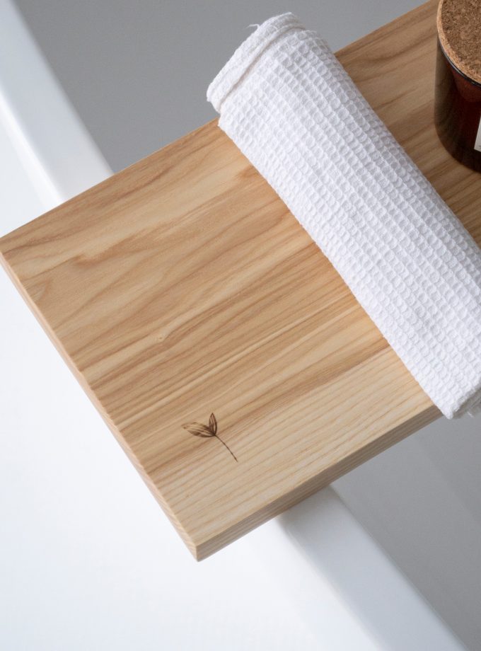 A Symphony of Simplicity: Bathtub Tray in Light Ash