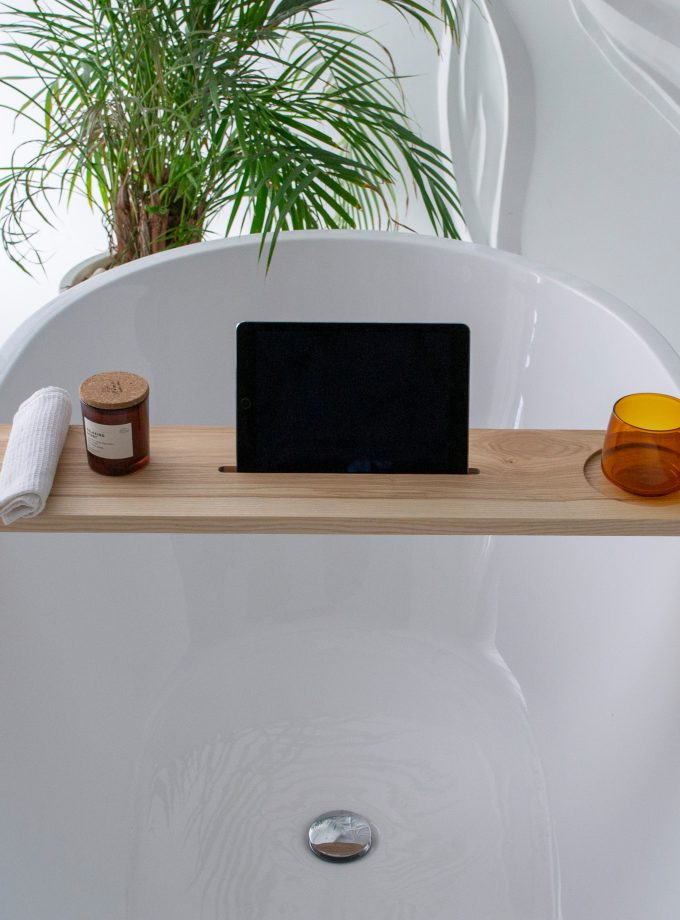 A Symphony of Simplicity: Bathtub Tray in Light Ash